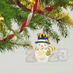 Hallmark Store -Hallmark Store 2023 With Snowman Keepsake Ornament 1999QXC5622 02
