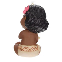 Hallmark Disney Moana The Ocean Chose Me Porcelain Ornament -Hallmark Store Disney Baby Moana Keepsake Ornament 2499QXD6627 06