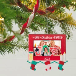Hallmark Family Joy 2023 Photo Frame Ornament 9 Hallmark Family Joy 2023 Photo Frame Ornament -Hallmark Store Family Joy 2023 Picture Frame Keepsake Ornament 1599QGO2587 02