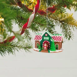 Hallmark Season's Treatings Special Edition Ornament -Hallmark Store Gingerbread Train Depot Keepsake Ornament 1899QXT4117 02