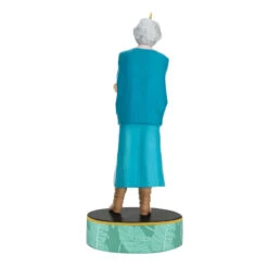 Hallmark The Golden Girls Dorothy Zbornak Ornament With Sound -Hallmark Store Golden Girls Dorothy Zbornak Keepsake Ornament 2199QXI7209 06