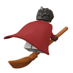 Hallmark Quidditch™ Seeker Harry Potter™ LEGO® Minifigure Ornament -Hallmark Store Harry Potter LEGO Minifig Keepsake Ornament 1899QXI6039 06