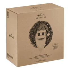 Hallmark Disney Tim Burton's The Nightmare Before Christmas Jack Skellington Wreath With Light, Sound And Motion, 24" -Hallmark Store Nightmare Before Christmas Jack Skellington Talking Wreath 1QFM3343 04