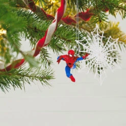 Hallmark Marvel Spider-Man Spidey Spins A Snowflake Ornament -Hallmark Store Spiderman Snowflake Keepsake Ornament 1999QXI7467 02