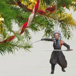 Hallmark Star Wars: Ahsoka™ Ahsoka Tano™ Ornament -Hallmark Store Star Wars Ahsoka Tano Keepsake Ornament 1999QXI7099 02