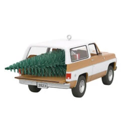 Hallmark All-American Trucks 1973 Chevrolet® Blazer® 2023 Metal Ornament -Hallmark Store Vintage Chevy Blazer Truck Keepsake Ornament 2199QXR8159 06