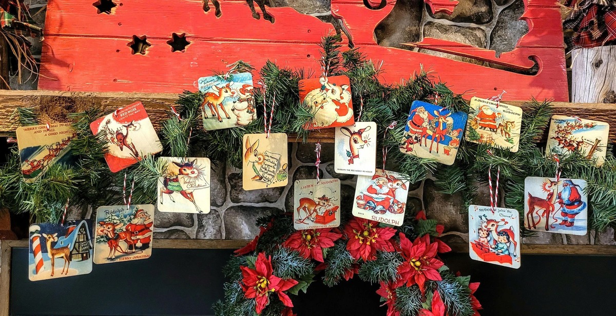 Hallmark Store -Hallmark Store z7065004203633 bdf6cb6a45b700647418f08744ffd5f5 1 1 2